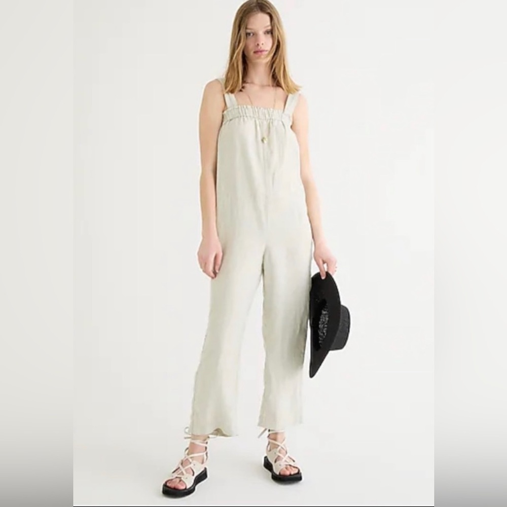 J.Crew Relaxed linen jumpsuit
Item BI585